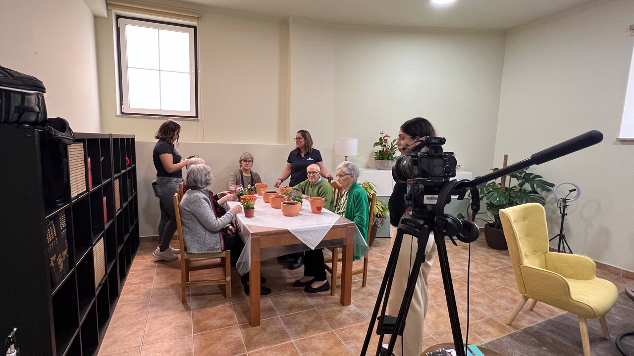 Reportagem TVI e dinâmica Cria Verde na Residência São Domingos d'Algeraz
