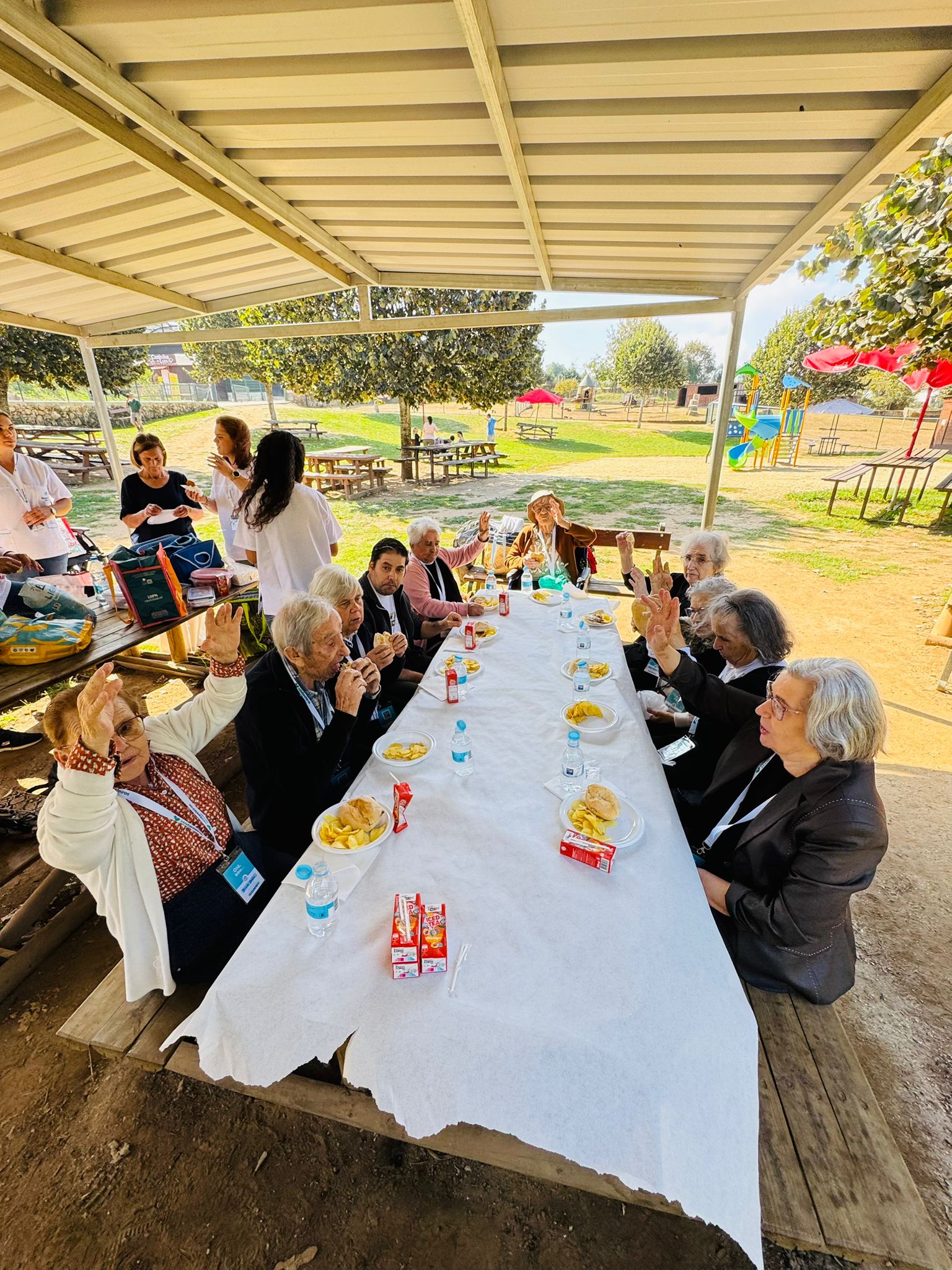 A Residência foi ao Zoo, almoço